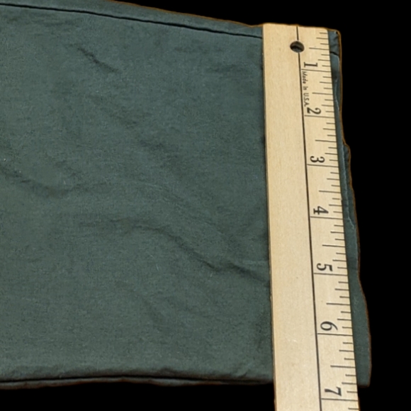 New York & Company Sage Green Lightweight Capri Pants Shorts Size Small NWT - Picture 6 of 10